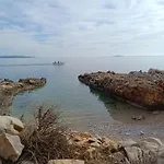 Krstas- Gonar * Supetarska Draga